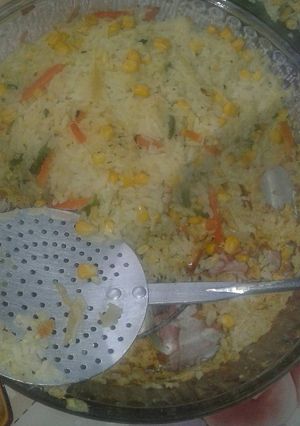 Una foto de Pastel de arroz y verduras