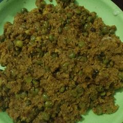 A picture of Keema gobhi matar.