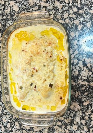 Una foto de Filetes de merluza al horno con salsa de vino 🍷 y nata!!!