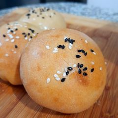 A picture of Tangi Dinner Roll.
