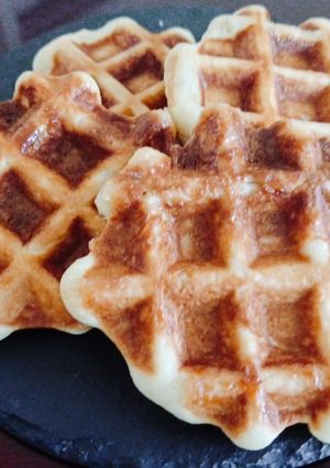 A picture of Easy Belgium waffle using a breadmachine.