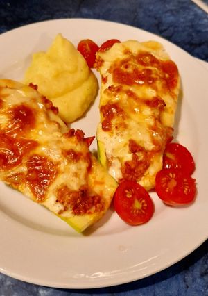 Töltött cukkini recept fotója