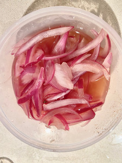 A picture of Add color to your food: Pickled Onion 🌈.