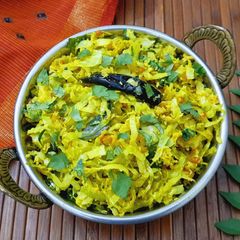A picture of Karnataka Style Cabbage Palya.