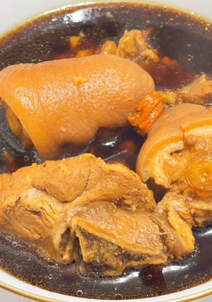 龜鹿二仙膠燉尾冬骨~古早味 的食譜成品照片