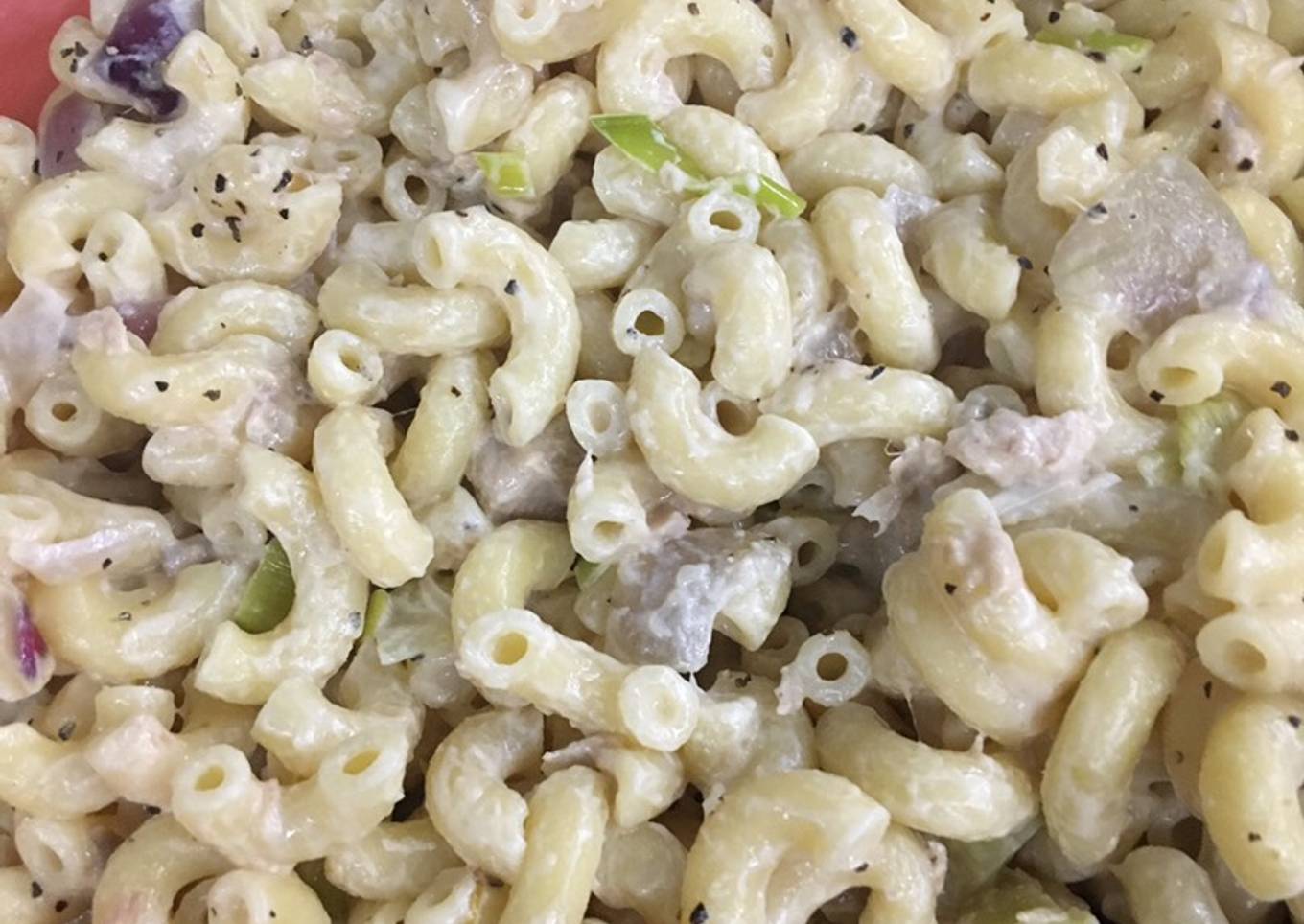 Pasta Corta con Atún y crema de leche