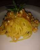 Tagliolini con ragù di pollo, zucca e porro. (Sapori d'autunno)