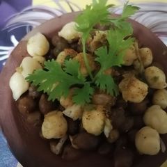 A picture of Mixed Chana Chaat.