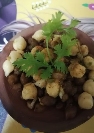 A picture of Mixed Chana Chaat.