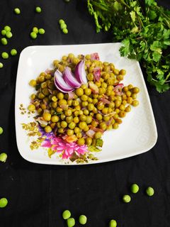 मटर फ्राई (matar fry recipe in Hindi) रेसिपी मुख्य फोटो