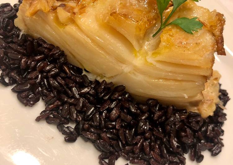 Bacalhau com arroz negro - Tudogosreceitas