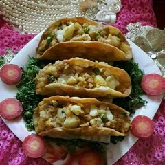 A picture of Tacos samosa.