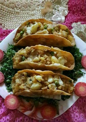 A picture of Tacos samosa.