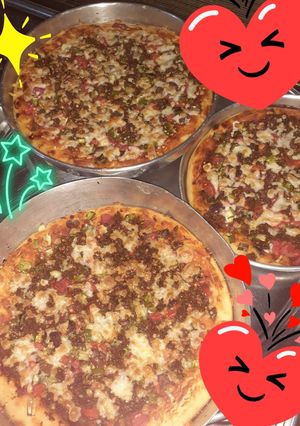 صورة لوصفة بيتزا باللحمة المفرومه 😋🍕