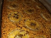 Una foto de pan de avena al horno