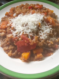 Una foto de Guiso de lentejas🤩😋😋😋👏