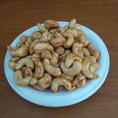 รูปของ Kacang Mete Goreng