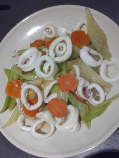 A picture of Celery w/ Squid.