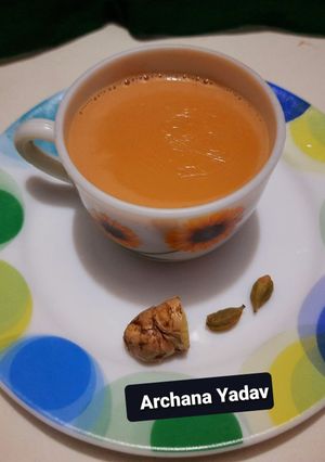 A picture of Cardamom tea (chai).