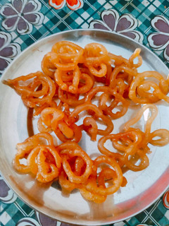 A picture of Crispy Jalebi.