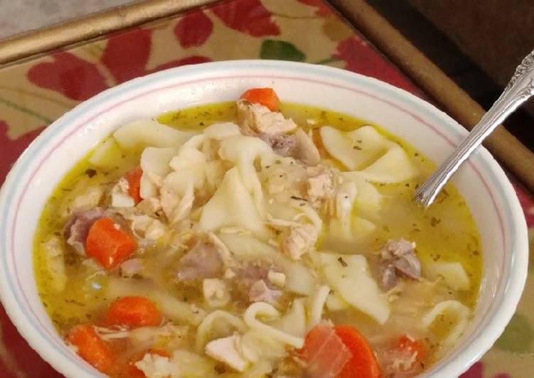 Recipe of Award-winning Old Fashioned Instant-Pot Chicken Soup😷🏥🍵