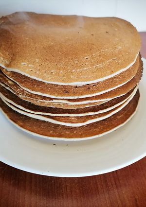 Una foto de Panqueques de Avena y Cambur (Banana)