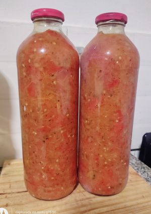 Una foto de Salsa de tomate en conserva