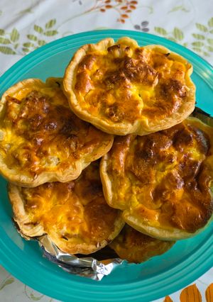 Une photo de Mes Minis Quiches aux Choux-Fleurs, Oignons, Échalotes et Poivrons