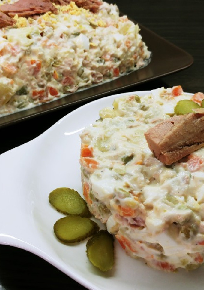Una foto de Ensaladilla Rusa con Atún