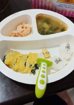 Hình của món Trứng cuộn rong biển phô mai cho bé.