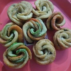 A picture of Salty crispy flowers.