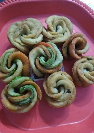 A picture of Salty crispy flowers.