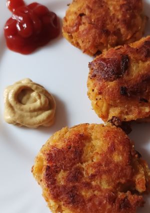 Főtt gyöngytyúk melle húsos zöldségfasírt recept fotója