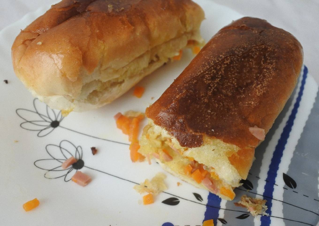 Sandwich Isi Sosis Paprika