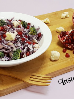 عکسی از دستور سالاد کلم و انار 🥗 🥦