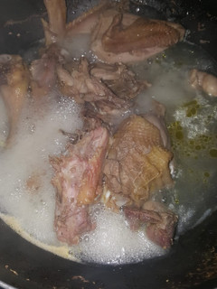 A picture of Boiled kyenyeji chicken...🍴🍗🍗🍗🍗.