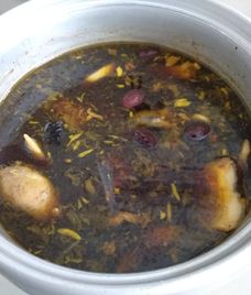 đùi gà góc tư hầm