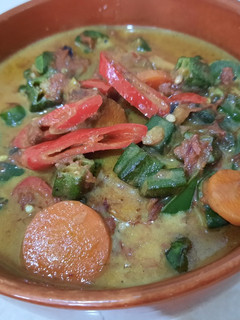 Foto resep Sayur okra kuah santan