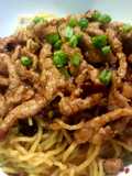 หมูผัดซอสขิงกระเทียมพริกไทยเมล็ดมะละกอ Spicy Ginger& Garlic Pork