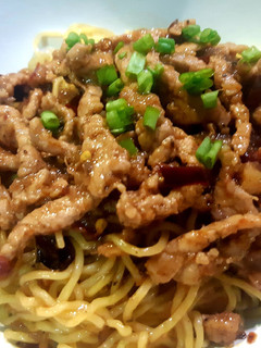 รูปของ หมูผัดซอสขิงกระเทียมพริกไทยเมล็ดมะละกอ Spicy Ginger& Garlic Pork