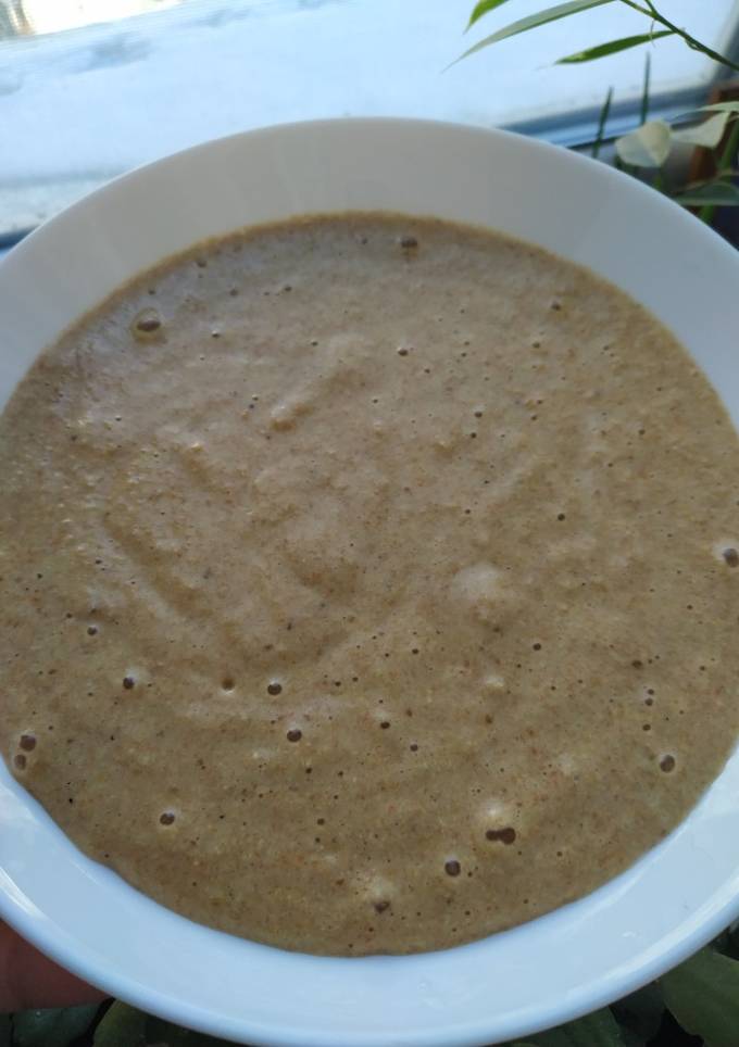 Живая каша с кунжутом, морковью, финиками