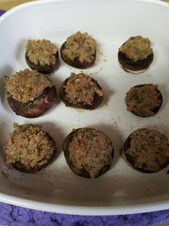 A picture of Stuffed Mushrooms.