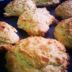 A picture of Lemon Rock Muffins.