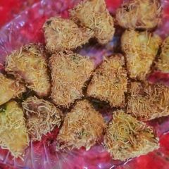 A picture of Crispy potato bytes.