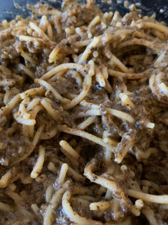 Una foto de Spaguettis de Lentejas con salsa de tomate y champiñones frescos en Cecotec Mambo (Thermomix)
