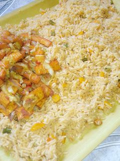 Jallof din shinkafa da spicy yam ainihin hoton girkin