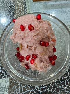 A picture of Strawberry walnut dates ice-cream.