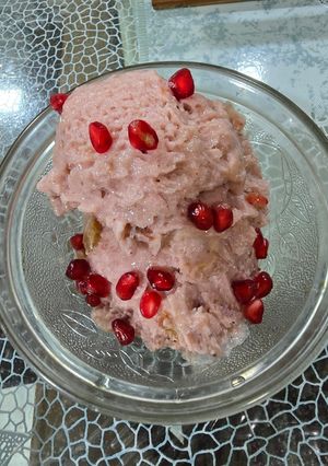 A picture of Strawberry walnut dates ice-cream.