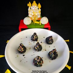 A picture of Oreo Biscuit Chocolate Modak.