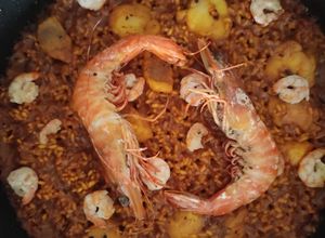 Foto principal de Arroz con Rape y Langostino Tigre a la Paella Terminado en el Horno